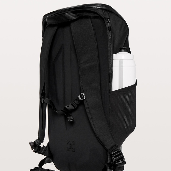 lululemon travel commuter bag